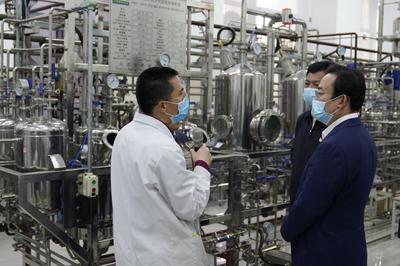 市委常委、教育工委書記夏林茂一行蒞臨我校調(diào)研指導(dǎo)生物技術(shù)開發(fā)服務(wù)工作